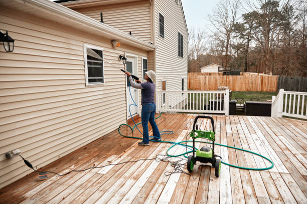 Best Commercial Building Pressure Washing  in Holiday, FL